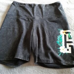 PINK Victoria's Secret Black Floral Athletic Shorts Size Medium